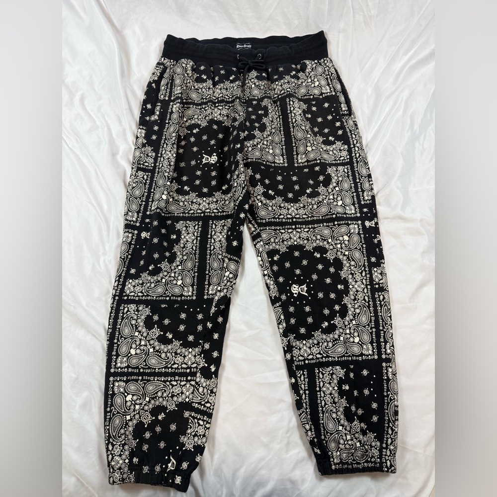 Dogg Supply Bandana Print Jogger Sweatpants Streetwear Black White Mens M